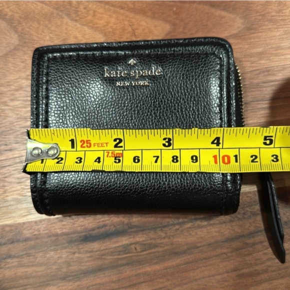 Kate Spade Wallet - Picture 4 of 7